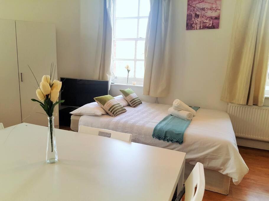 Excellent Studio Flat In London Ngoại thất bức ảnh